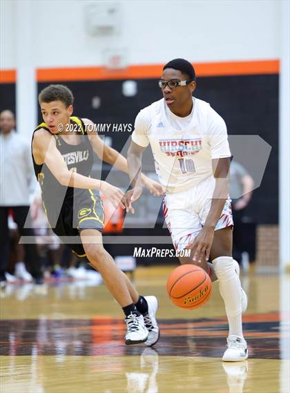 Thumbnail 3 in Hirschi vs. Gatesville (UIL Basketball 4A Bi-District Playoff) photogallery.