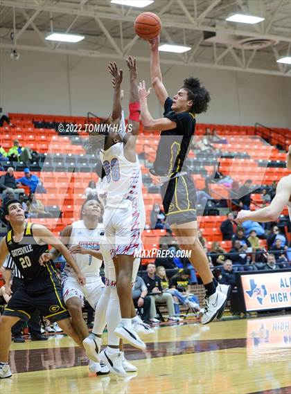 Thumbnail 2 in Hirschi vs. Gatesville (UIL Basketball 4A Bi-District Playoff) photogallery.