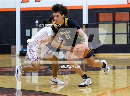 Thumbnail 3 in Hirschi vs. Gatesville (UIL Basketball 4A Bi-District Playoff) photogallery.
