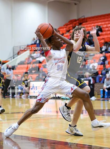 Thumbnail 2 in Hirschi vs. Gatesville (UIL Basketball 4A Bi-District Playoff) photogallery.