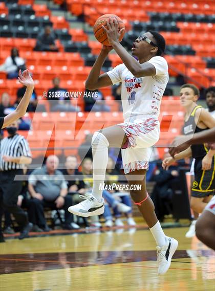 Thumbnail 1 in Hirschi vs. Gatesville (UIL Basketball 4A Bi-District Playoff) photogallery.
