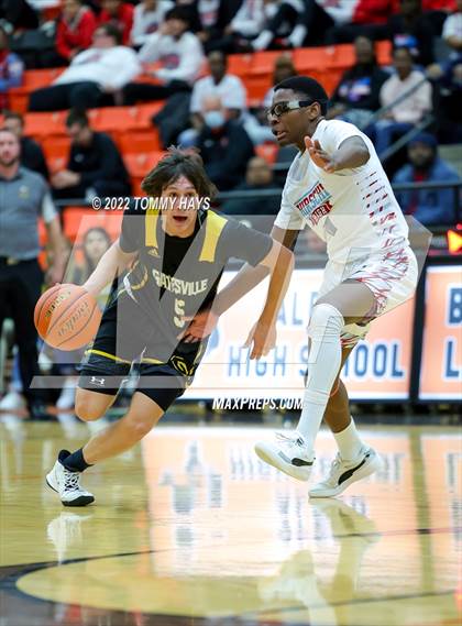 Thumbnail 3 in Hirschi vs. Gatesville (UIL Basketball 4A Bi-District Playoff) photogallery.