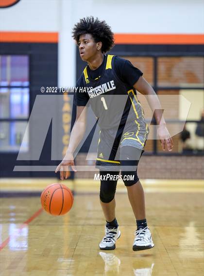 Thumbnail 1 in Hirschi vs. Gatesville (UIL Basketball 4A Bi-District Playoff) photogallery.