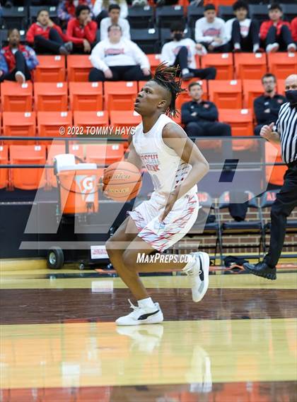 Thumbnail 2 in Hirschi vs. Gatesville (UIL Basketball 4A Bi-District Playoff) photogallery.