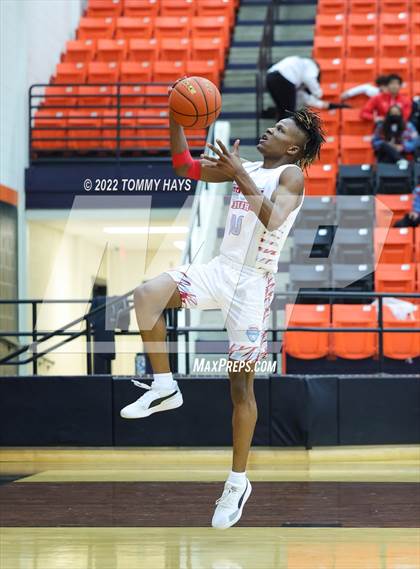 Thumbnail 2 in Hirschi vs. Gatesville (UIL Basketball 4A Bi-District Playoff) photogallery.