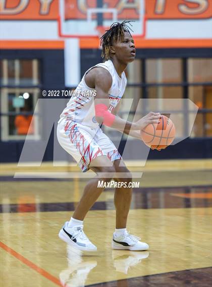 Thumbnail 2 in Hirschi vs. Gatesville (UIL Basketball 4A Bi-District Playoff) photogallery.