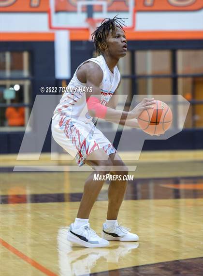 Thumbnail 3 in Hirschi vs. Gatesville (UIL Basketball 4A Bi-District Playoff) photogallery.