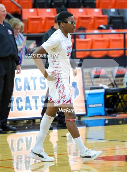 Thumbnail 1 in Hirschi vs. Gatesville (UIL Basketball 4A Bi-District Playoff) photogallery.