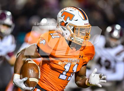 Thumbnail 3 in Troy vs. Teague (UIL 3A Bi-District Playoff) photogallery.