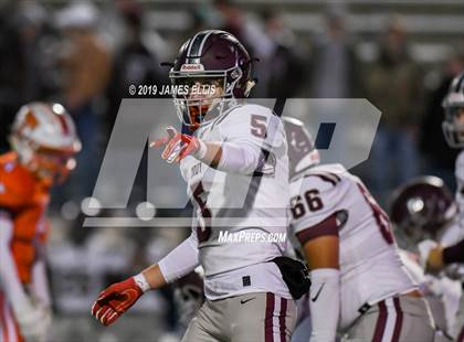 Thumbnail 3 in Troy vs. Teague (UIL 3A Bi-District Playoff) photogallery.
