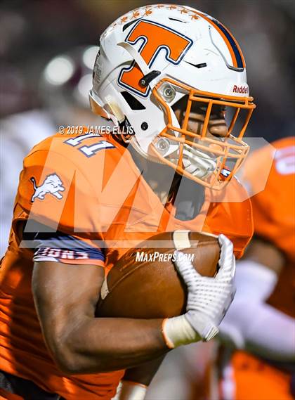 Thumbnail 1 in Troy vs. Teague (UIL 3A Bi-District Playoff) photogallery.
