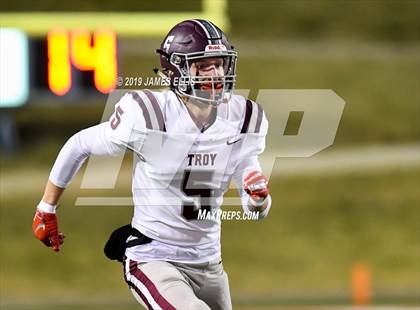 Thumbnail 2 in Troy vs. Teague (UIL 3A Bi-District Playoff) photogallery.