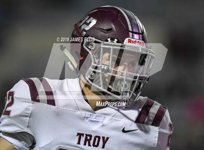 Thumbnail 2 in Troy vs. Teague (UIL 3A Bi-District Playoff) photogallery.