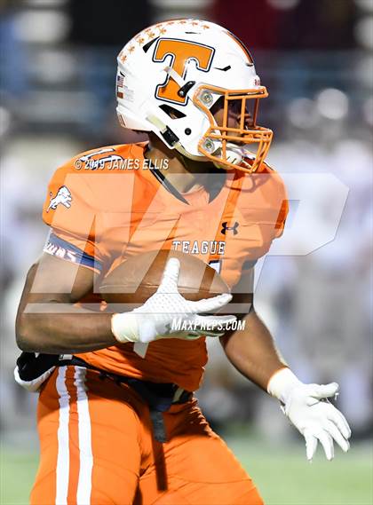 Thumbnail 3 in Troy vs. Teague (UIL 3A Bi-District Playoff) photogallery.