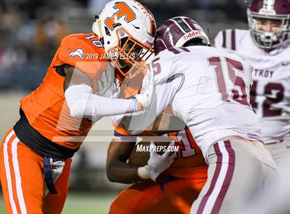 Thumbnail 2 in Troy vs. Teague (UIL 3A Bi-District Playoff) photogallery.