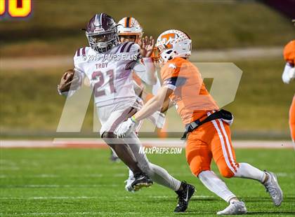 Thumbnail 3 in Troy vs. Teague (UIL 3A Bi-District Playoff) photogallery.