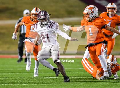 Thumbnail 3 in Troy vs. Teague (UIL 3A Bi-District Playoff) photogallery.