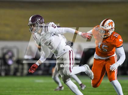 Thumbnail 3 in Troy vs. Teague (UIL 3A Bi-District Playoff) photogallery.