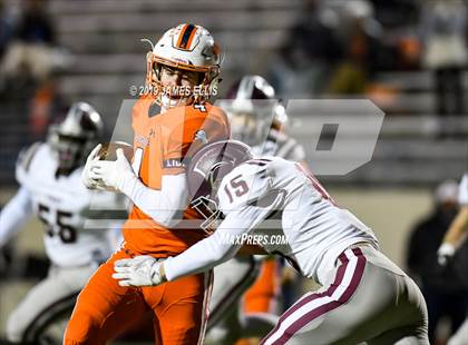Thumbnail 3 in Troy vs. Teague (UIL 3A Bi-District Playoff) photogallery.