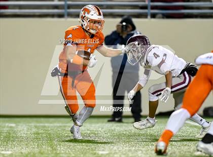 Thumbnail 1 in Troy vs. Teague (UIL 3A Bi-District Playoff) photogallery.