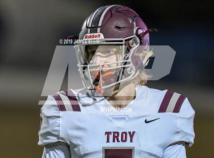 Thumbnail 2 in Troy vs. Teague (UIL 3A Bi-District Playoff) photogallery.