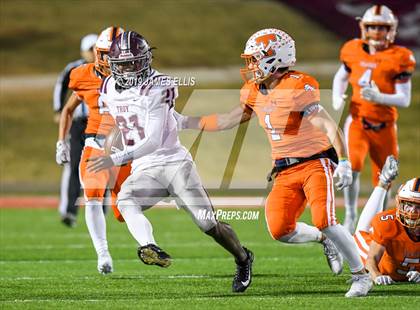 Thumbnail 1 in Troy vs. Teague (UIL 3A Bi-District Playoff) photogallery.