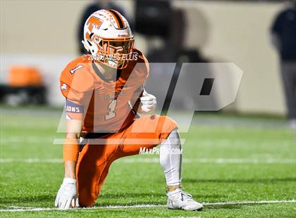 Thumbnail 3 in Troy vs. Teague (UIL 3A Bi-District Playoff) photogallery.