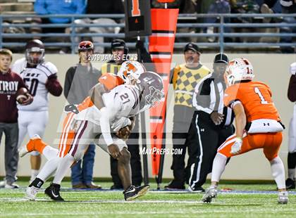 Thumbnail 3 in Troy vs. Teague (UIL 3A Bi-District Playoff) photogallery.