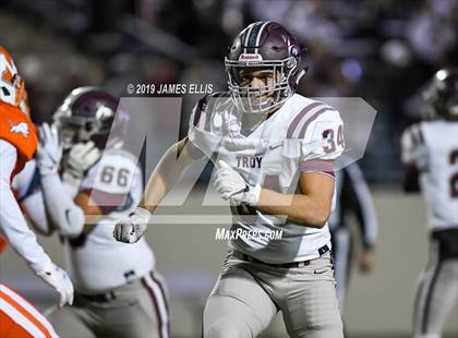Thumbnail 1 in Troy vs. Teague (UIL 3A Bi-District Playoff) photogallery.