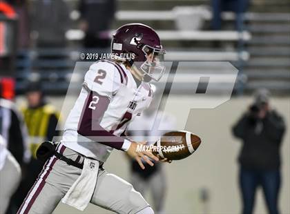 Thumbnail 1 in Troy vs. Teague (UIL 3A Bi-District Playoff) photogallery.