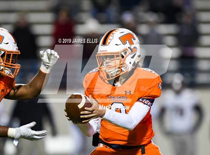 Thumbnail 1 in Troy vs. Teague (UIL 3A Bi-District Playoff) photogallery.