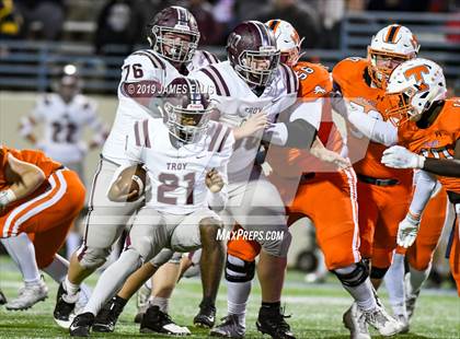 Thumbnail 2 in Troy vs. Teague (UIL 3A Bi-District Playoff) photogallery.