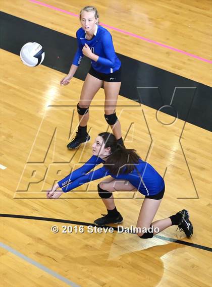 Thumbnail 3 in St. Scholastica vs St. Thomas More (Catholic League Tournament) photogallery.
