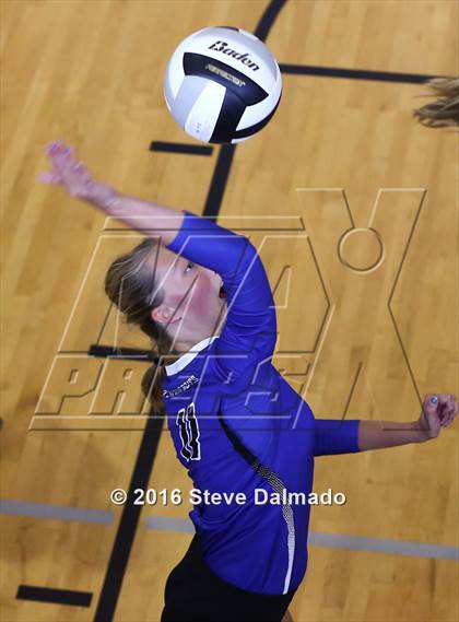 Thumbnail 3 in St. Scholastica vs St. Thomas More (Catholic League Tournament) photogallery.