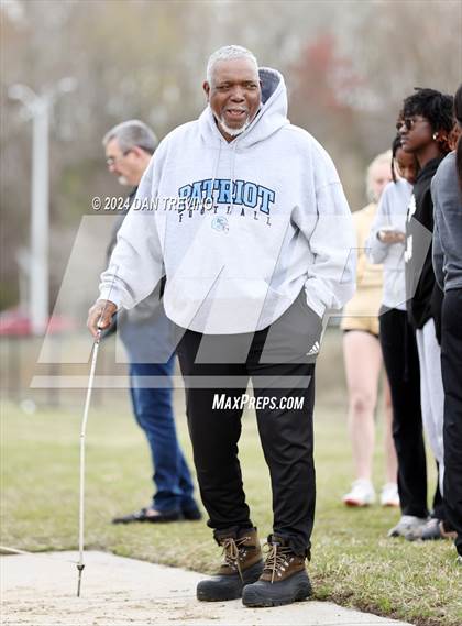 Thumbnail 3 in Beach District Meet #1 (Long Jump) photogallery.