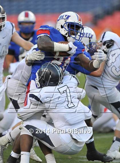 Thumbnail 2 in Cherry Creek vs. Valor Christian (CHSAA 5A Final) photogallery.