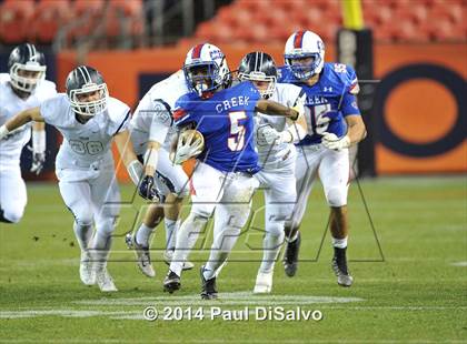 Thumbnail 3 in Cherry Creek vs. Valor Christian (CHSAA 5A Final) photogallery.