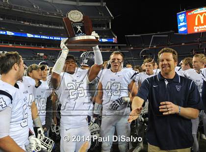 Thumbnail 2 in Cherry Creek vs. Valor Christian (CHSAA 5A Final) photogallery.