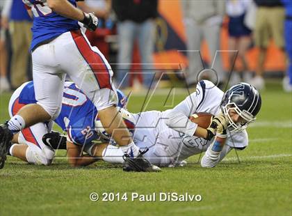 Thumbnail 3 in Cherry Creek vs. Valor Christian (CHSAA 5A Final) photogallery.