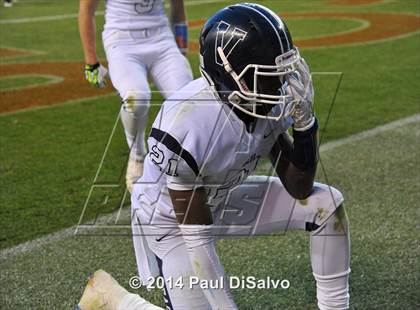 Thumbnail 1 in Cherry Creek vs. Valor Christian (CHSAA 5A Final) photogallery.