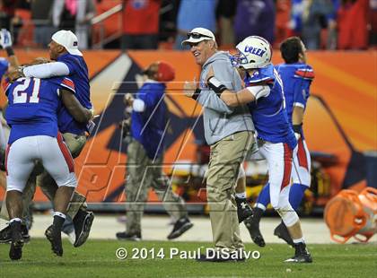 Thumbnail 3 in Cherry Creek vs. Valor Christian (CHSAA 5A Final) photogallery.