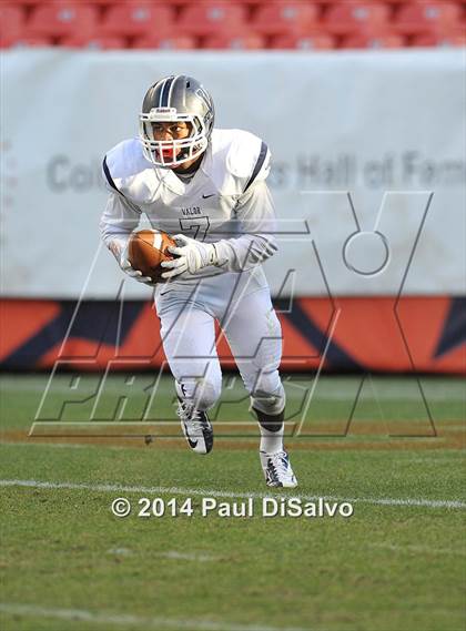 Thumbnail 1 in Cherry Creek vs. Valor Christian (CHSAA 5A Final) photogallery.