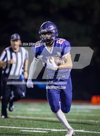 Thumbnail 3 in Smithtown East @ Smithtown West photogallery.