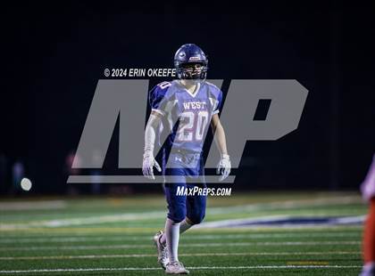 Thumbnail 3 in Smithtown East @ Smithtown West photogallery.