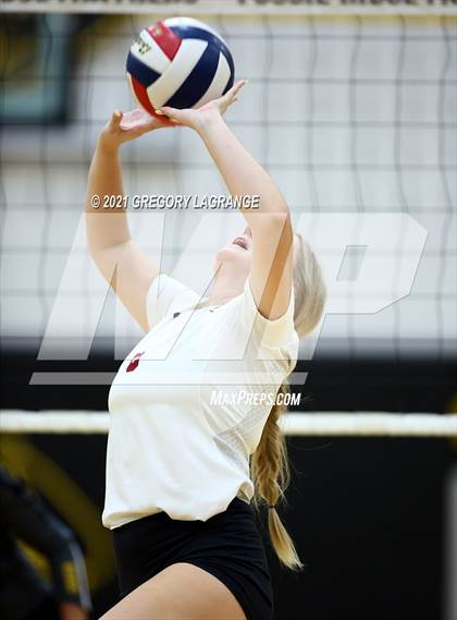Thumbnail 1 in Keller Central vs Fossil Ridge photogallery.