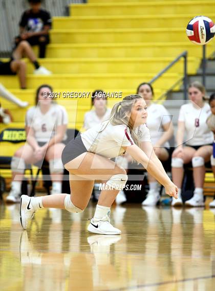 Thumbnail 2 in Keller Central vs Fossil Ridge photogallery.