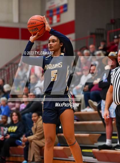 Thumbnail 3 in Decatur Central @ Danville photogallery.