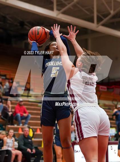 Thumbnail 2 in Decatur Central @ Danville photogallery.