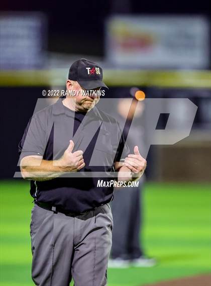 Thumbnail 2 in Keller @ Marcus (UIL 6A Region 1 Regional Playoff Semi-Final Game 2) photogallery.