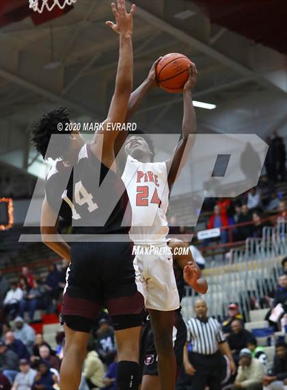 Thumbnail 3 in Pike vs. Lawrence Central photogallery.